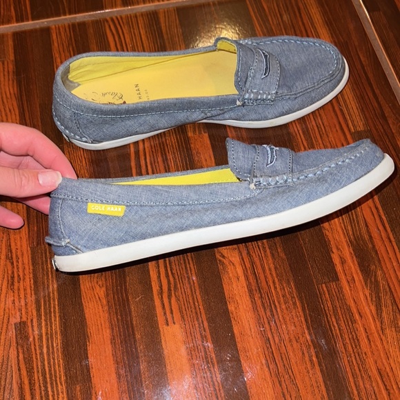 Womens Cole Haans - Picture 3 of 6